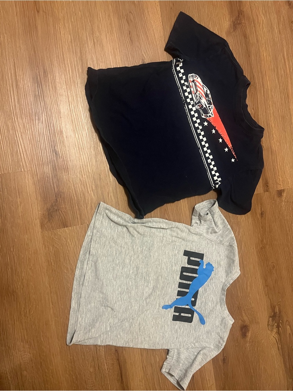 Old Navy Black and Red Graphic Kids Tee